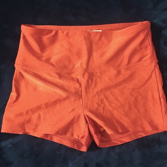 🦖 Forever 21 active shorts - Picture 3 of 6